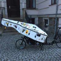 Lastenfahrrad mit Kontrabass